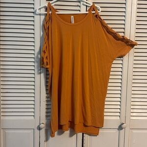Zenana Outfitters Warm burnt Yellow Top